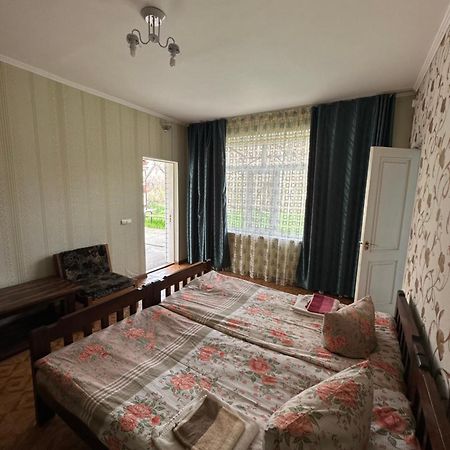 Hotel Дом Жени И Люды à Zhabagly Extérieur photo