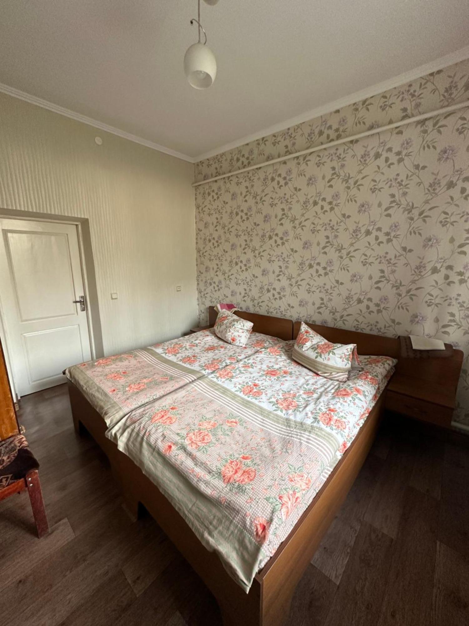 Hotel Дом Жени И Люды à Zhabagly Extérieur photo